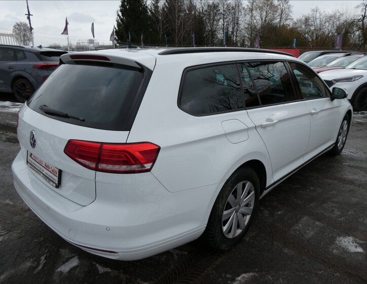 Volkswagen Passat Kombi 2,0 l 110 kw