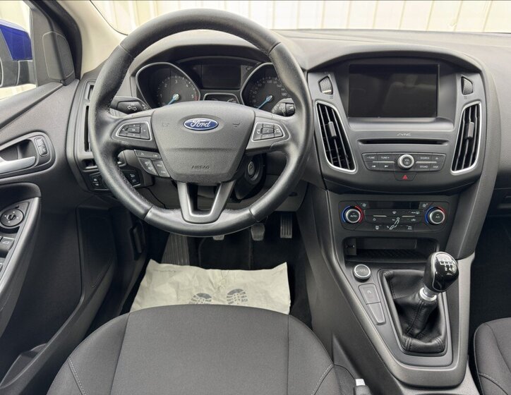 Ford Focus Hatchback 1,5 l 77 kw