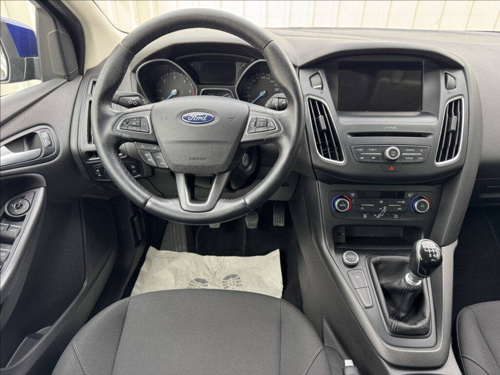 Ford Focus Hatchback 1,5 l 77 kw