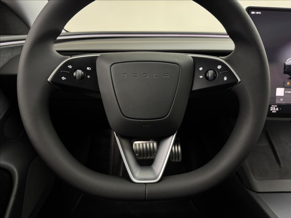 Tesla Model 3 Sedan 0,0 460 kw