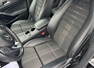 Mercedes-Benz GLA 13