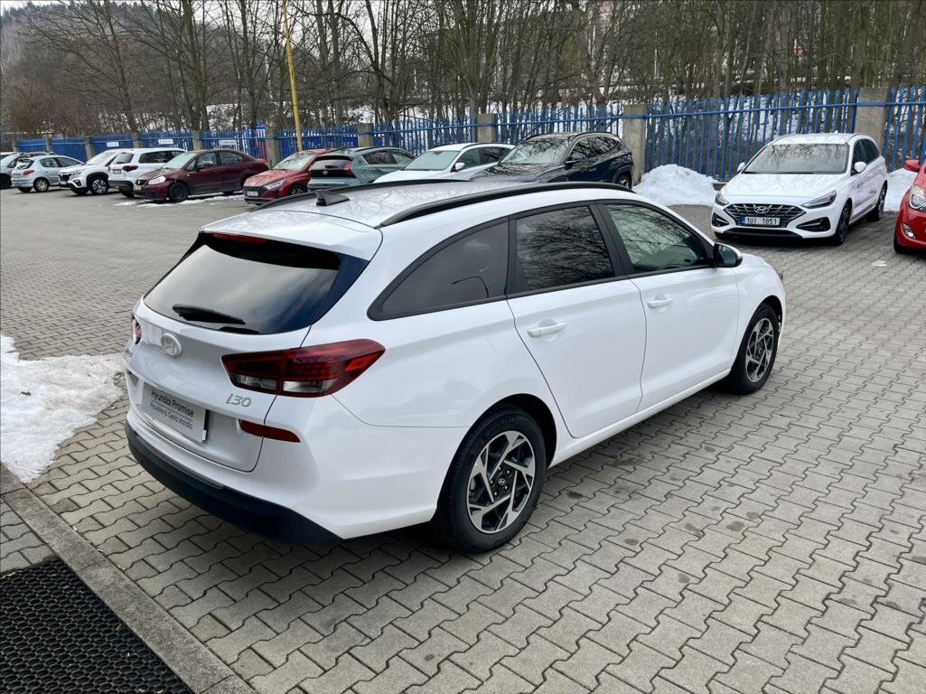 Hyundai i30 Kombi 1,5 l 71 kw