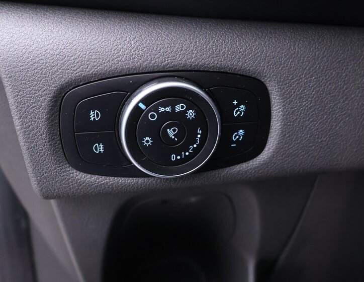 Ford Tourneo Custom Kombi 2,0 l 125 kw