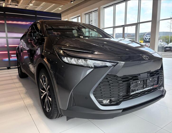 Toyota C-HR 1