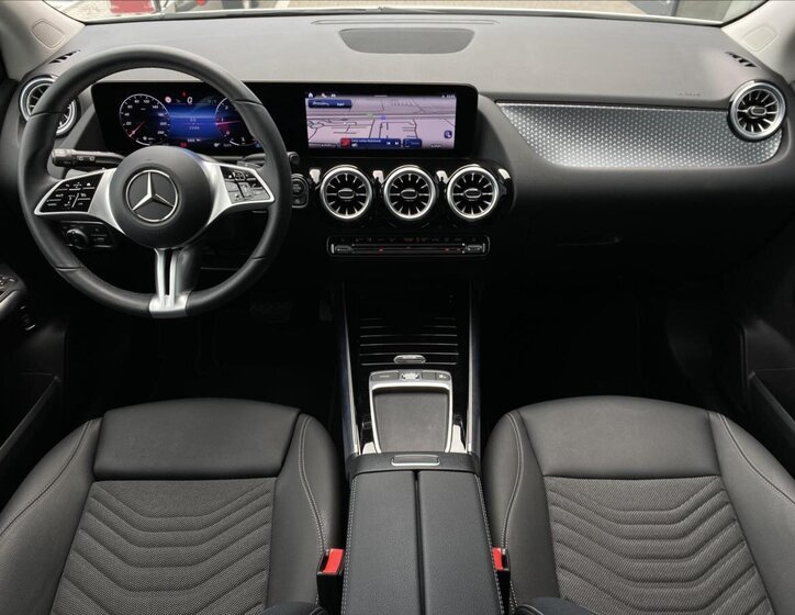 Mercedes-Benz Třídy B 12