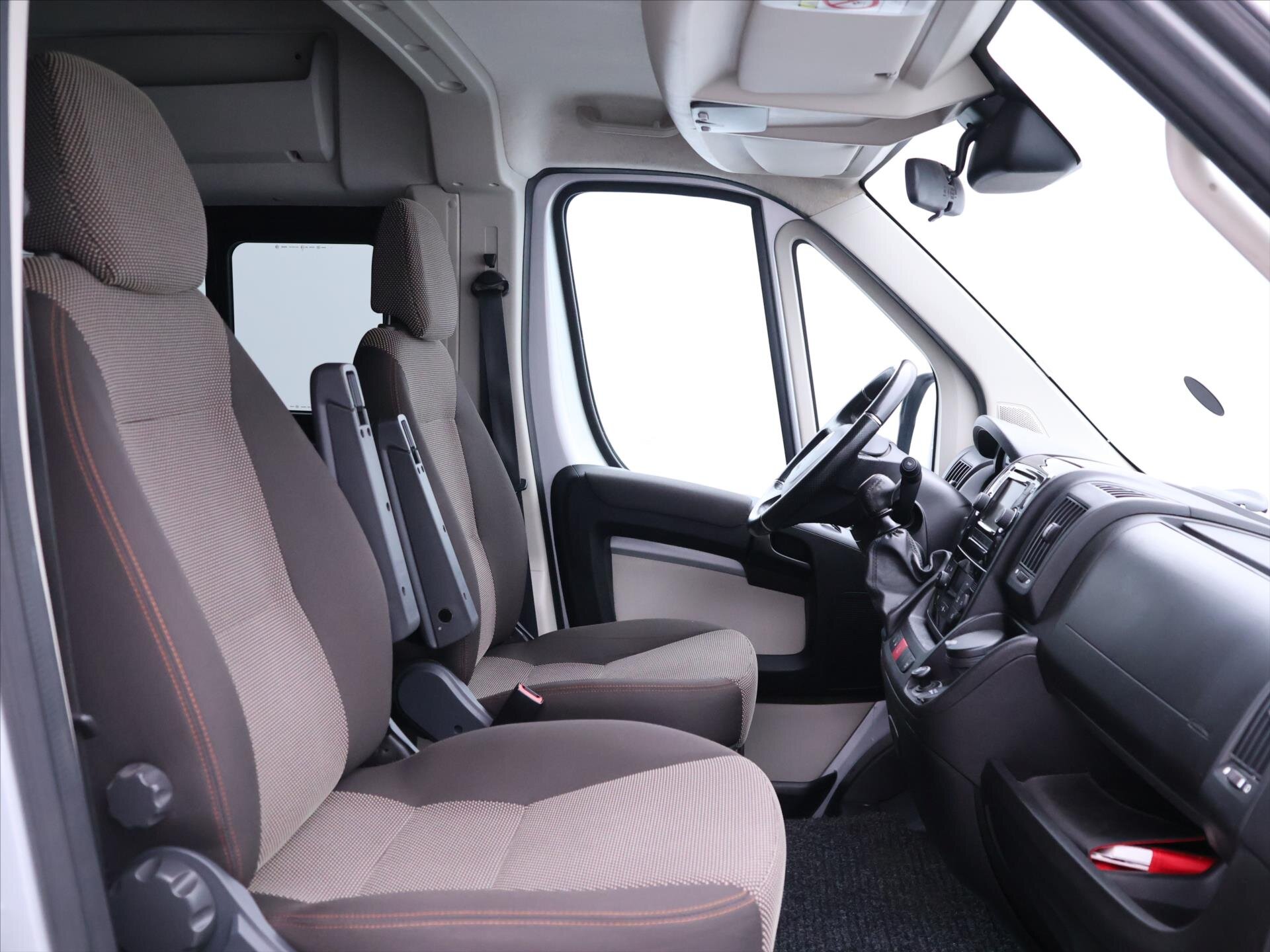 Citroën Jumper Kombi 2,0 l 120 kw