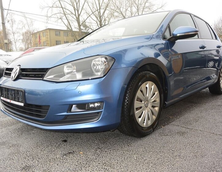 Volkswagen Golf 39