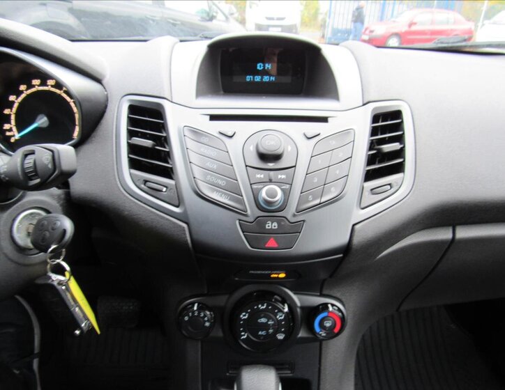 Ford Fiesta Hatchback 998,0 74 kw