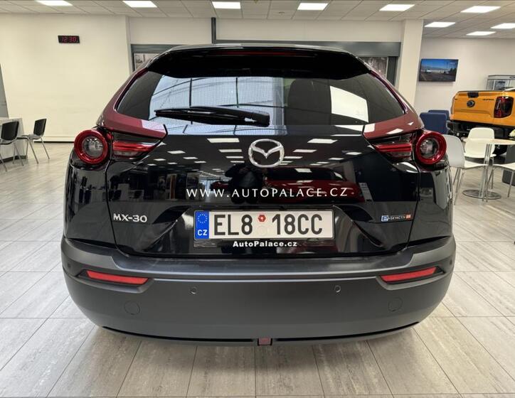 Mazda MX-30 5