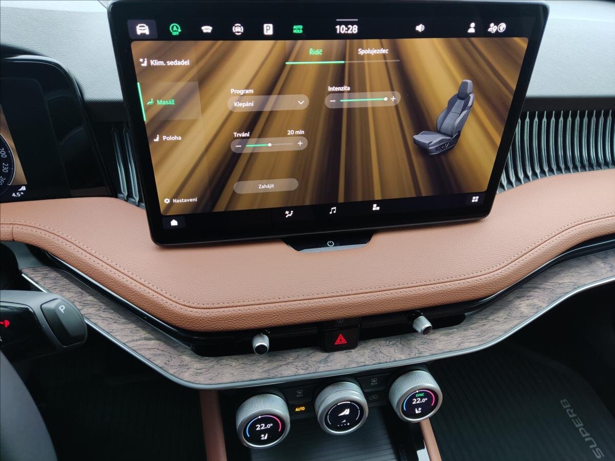 Škoda Superb Liftback 2,0 l 142 kw