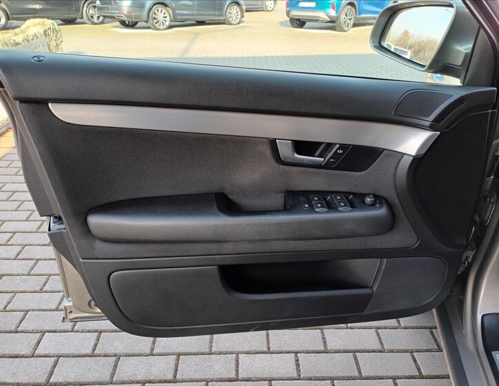 Audi A4 Sedan / Limuzína 1,9 l 85 kw