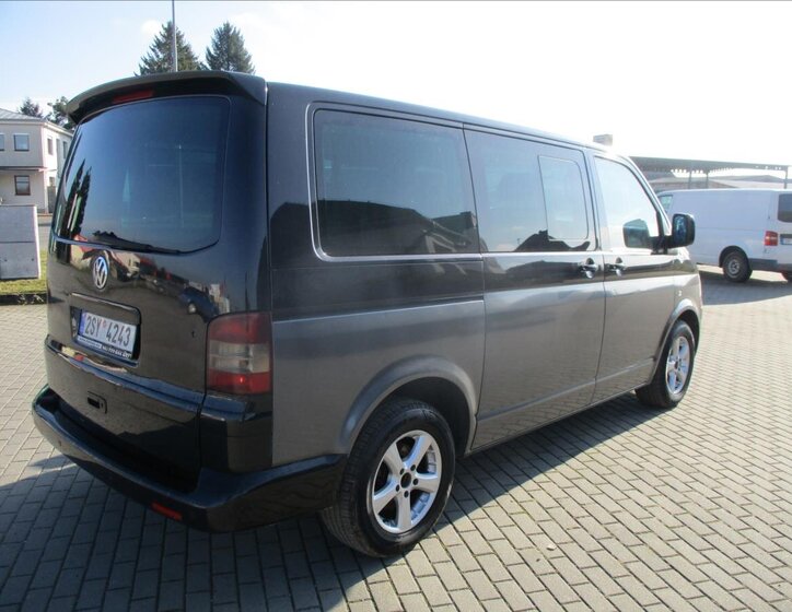 Volkswagen Multivan Kombi 2,5 l 128 kw
