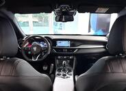 Alfa Romeo Stelvio 22