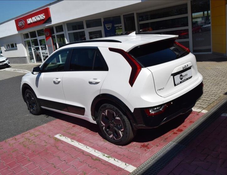 KIA Niro 11