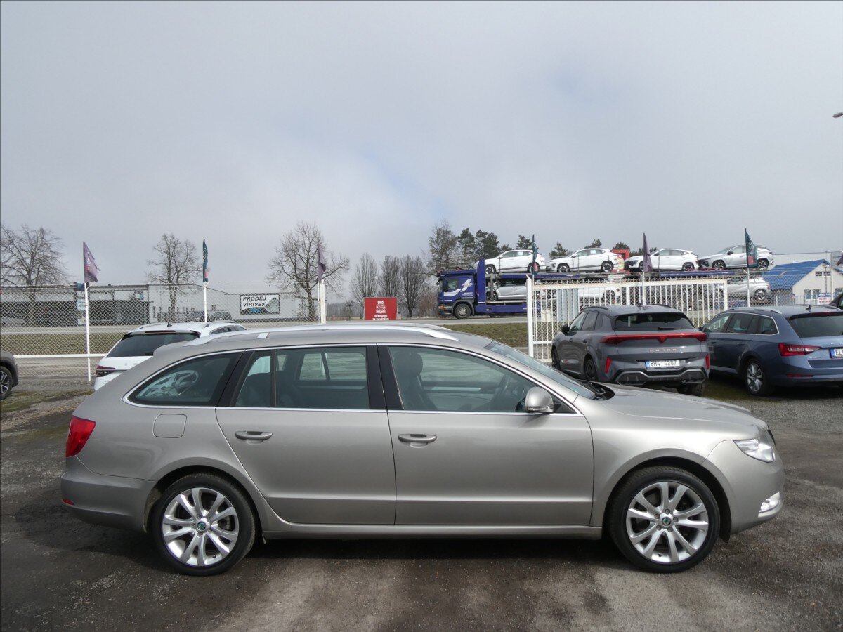 Škoda Superb Kombi 1,4 l 92 kw