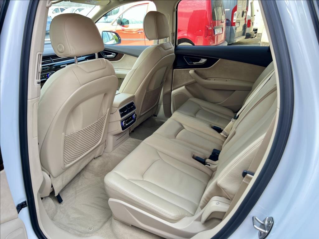 Audi Q7 SUV / Terénní 3,0 l 200 kw