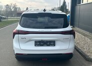 Dongfeng Ostatní MPV 1,5 l 180 kw