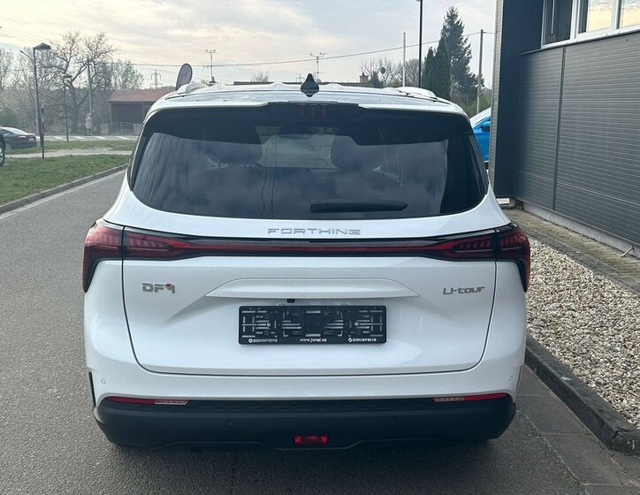 Dongfeng Ostatní MPV 1,5 l 180 kw