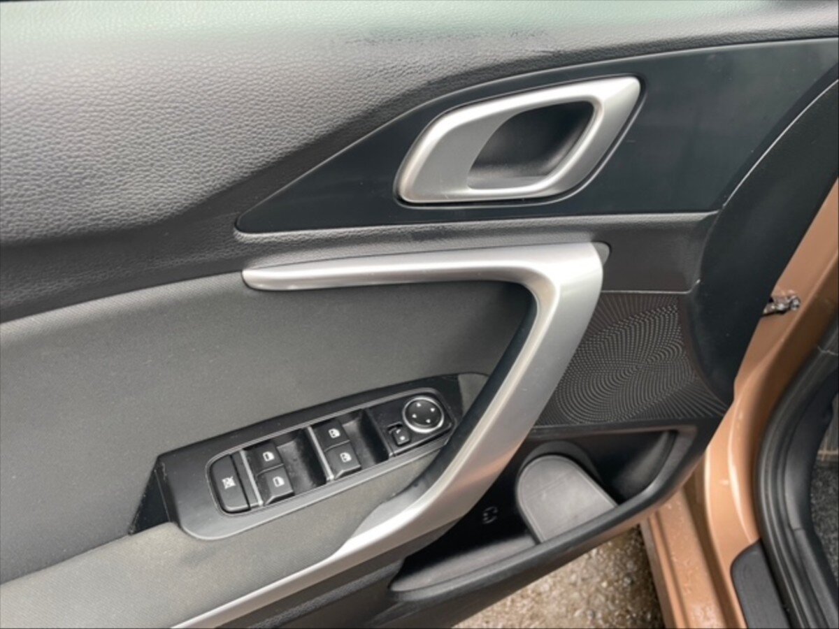 KIA Ceed Kombi 1,5 l 117 kw