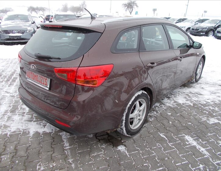 KIA Ceed 9