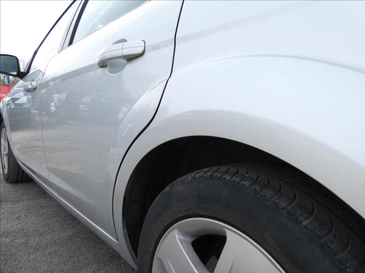 Ford Focus Kombi 1,6 l 74 kw