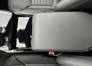 Land Rover Range Rover Sport SUV / Terénní 4,4 l 467 kw