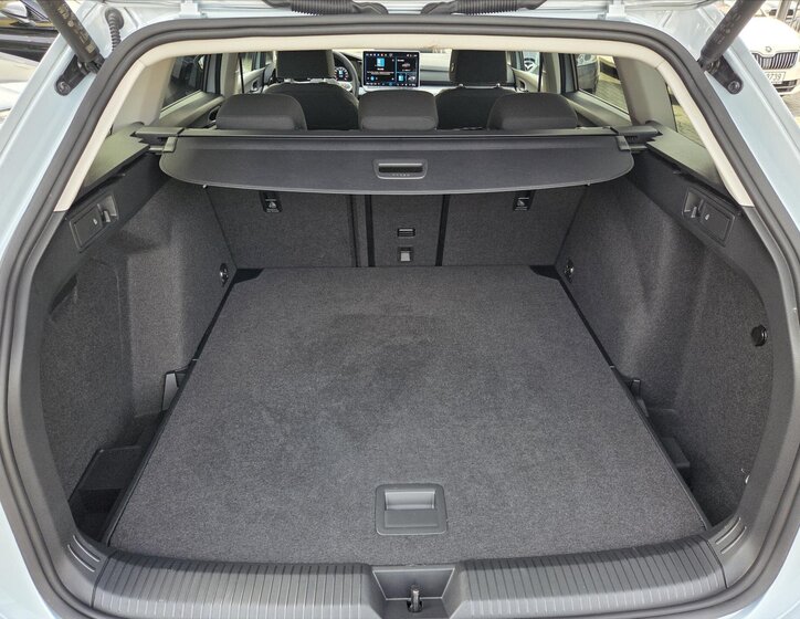 Volkswagen Golf Kombi 1,5 l 110 kw