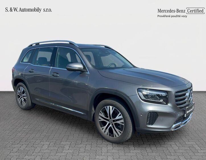 Mercedes-Benz GLB 4