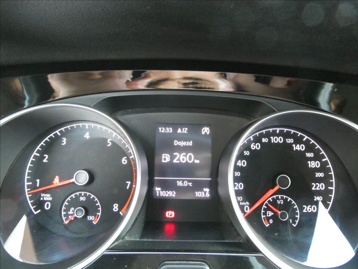 Volkswagen Touran MPV 1,2 l 81 kw