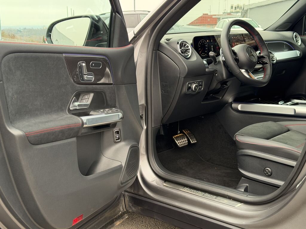 Mercedes-Benz GLB SUV / Terénní 2,0 l 110 kw