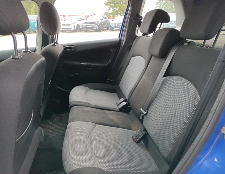 Peugeot 206 5