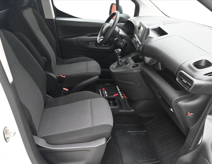 Toyota ProAce Skříň 1,5 l 75 kw