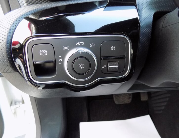 Mercedes-Benz CLA 24