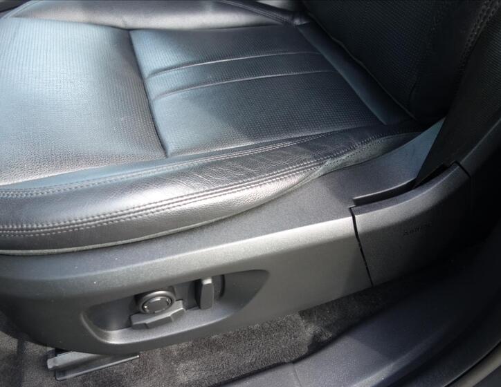 Land Rover Discovery Sport 24