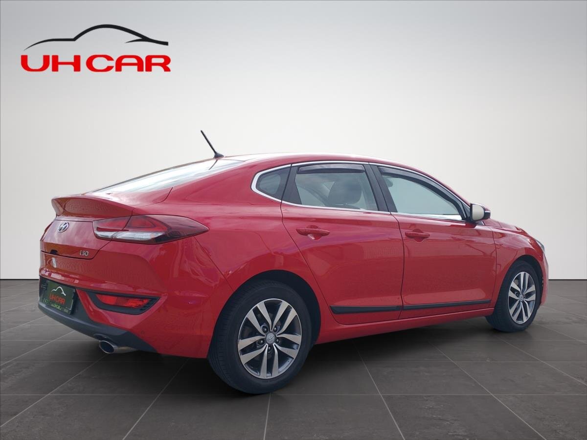 Hyundai i30 Liftback 1,4 l 103 kw