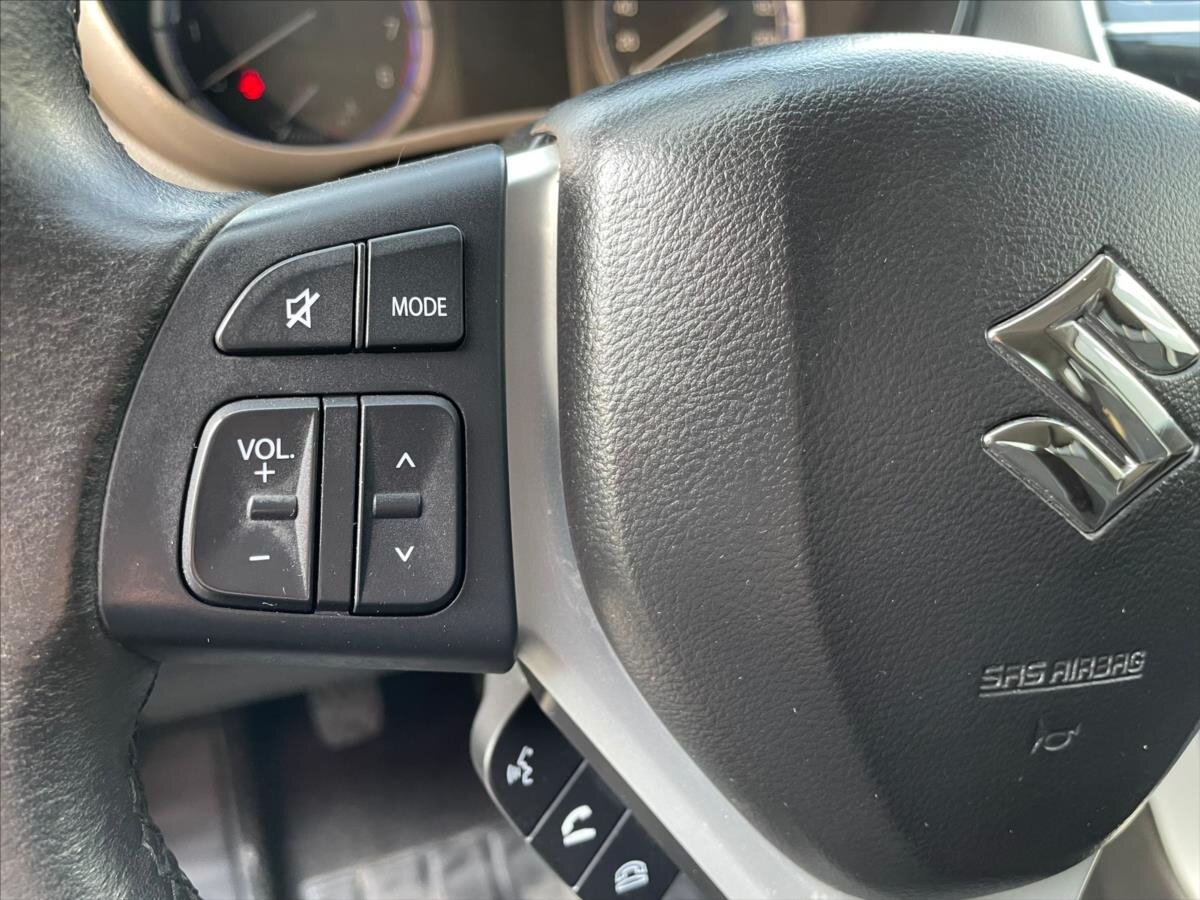 Suzuki SX4 S-Cross SUV 998,0 82 kw