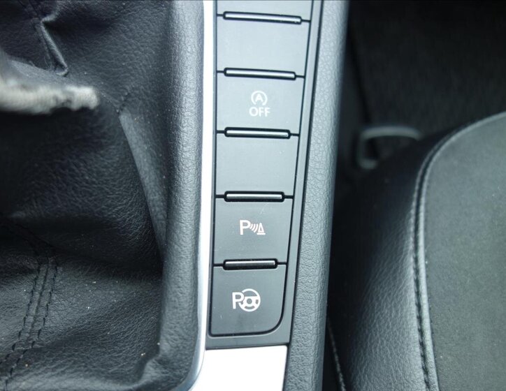 Volkswagen Passat Kombi 2,0 l 130 kw