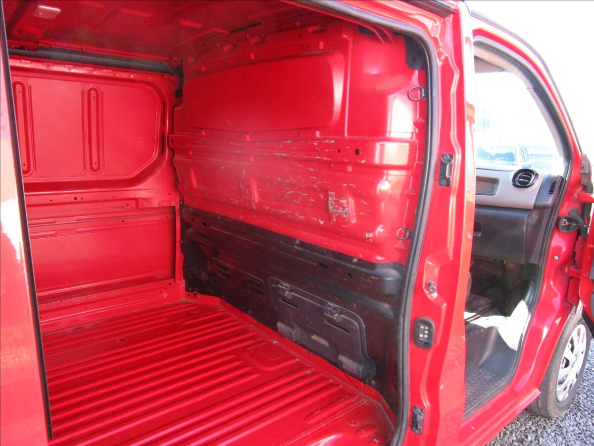 Renault Trafic Skříň 1,6 l 70 kw