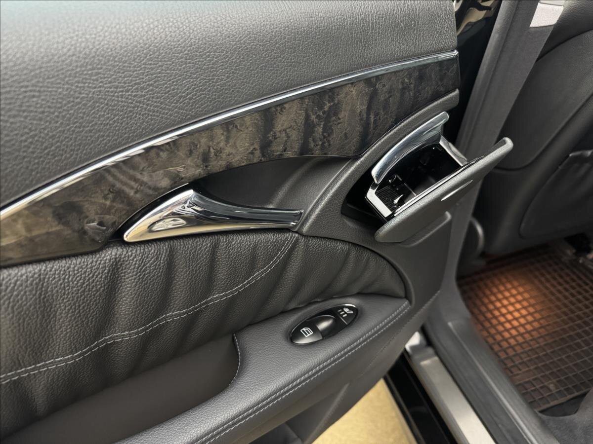 Mercedes-Benz Třídy E Kombi 3,0 l 170 kw