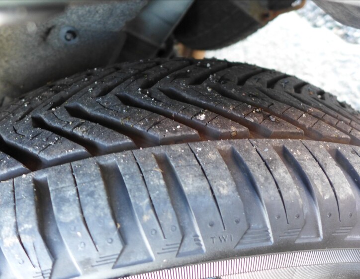 Citroën C-Crosser 11