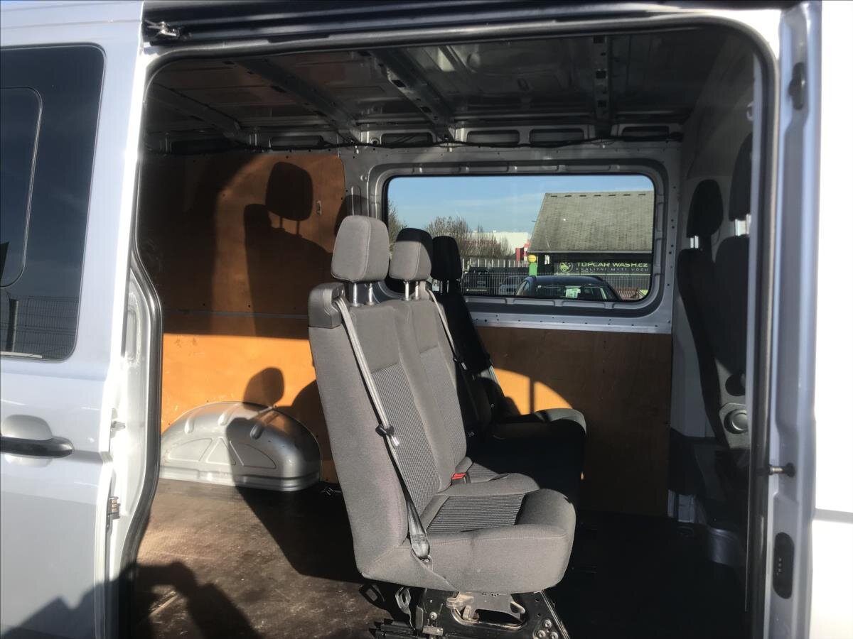 Volkswagen Crafter Skříň 2,0 l 130 kw