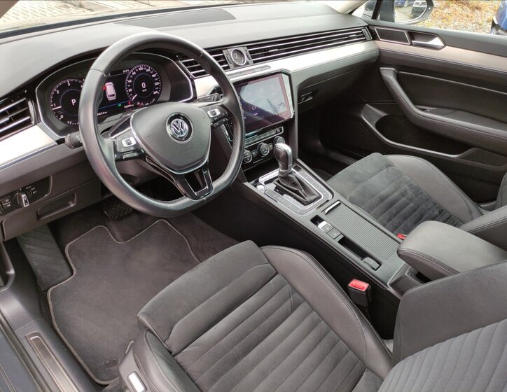 Volkswagen Passat Kombi 2,0 l 110 kw