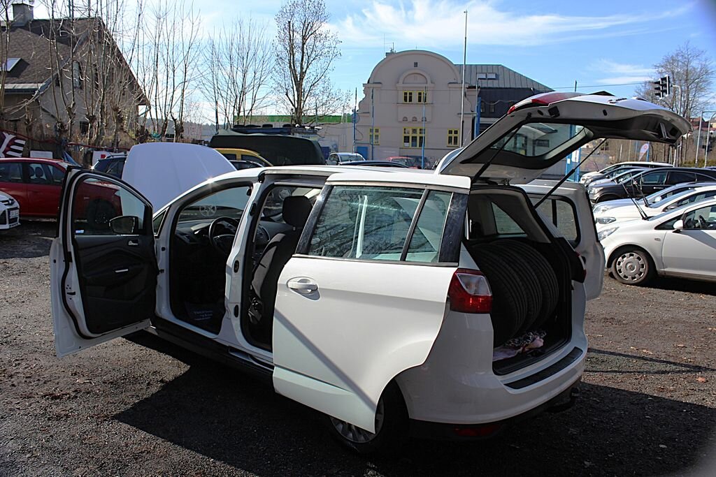 Ford Grand C-MAX MPV 999,0 74 kw