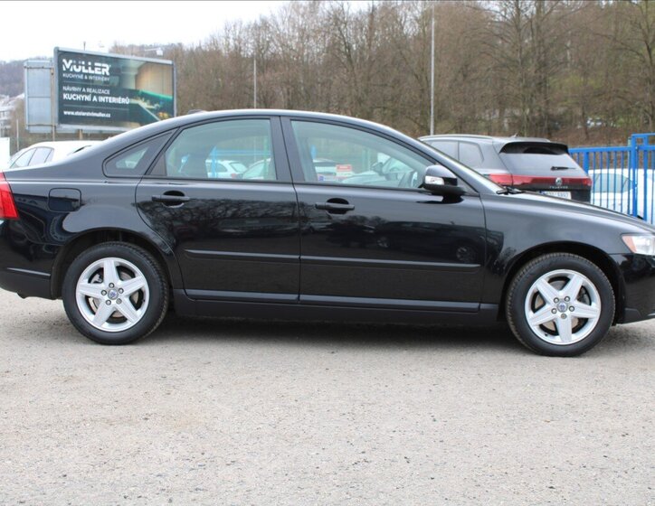 Volvo S40 Sedan / Limuzína 2,4 l 125 kw