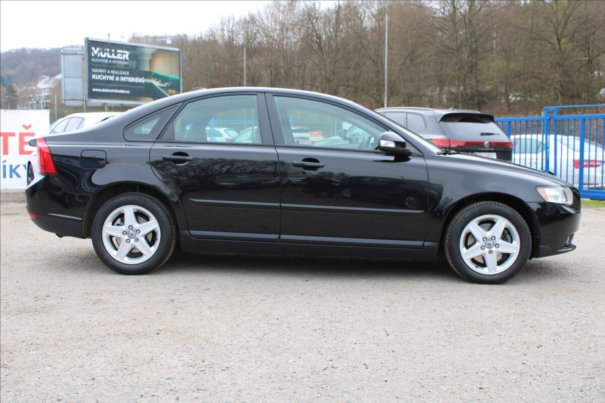 Volvo S40 Sedan / Limuzína 2,4 l 125 kw