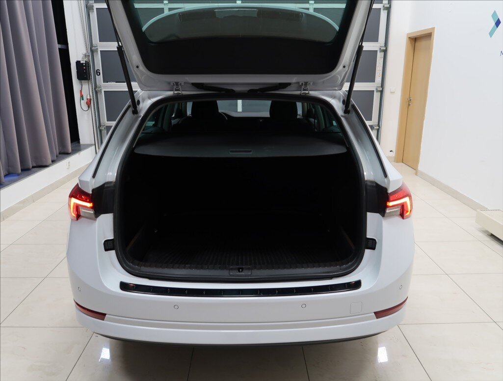 Škoda Octavia Kombi 2,0 l 85 kw