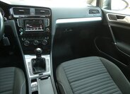 Volkswagen Golf Kombi 1,6 l 81 kw