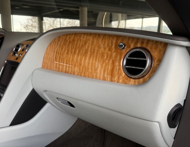 Bentley Continental GTC Kabriolet 4,0 l 373 kw