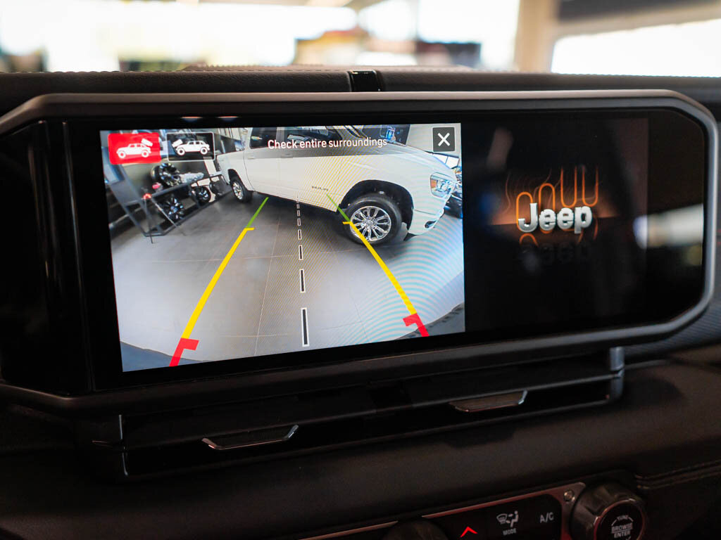 Jeep Wrangler Ostatní 6,4 l 350 kw