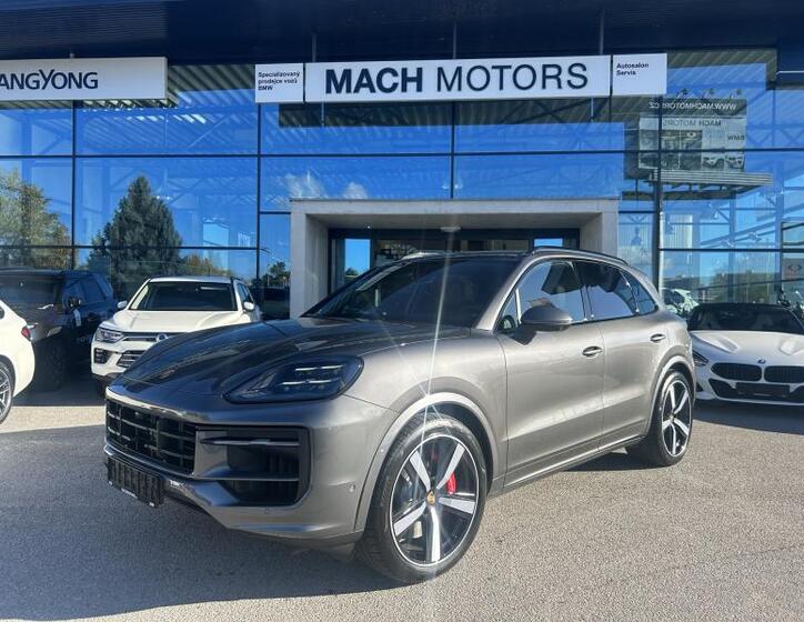 Porsche Cayenne 3